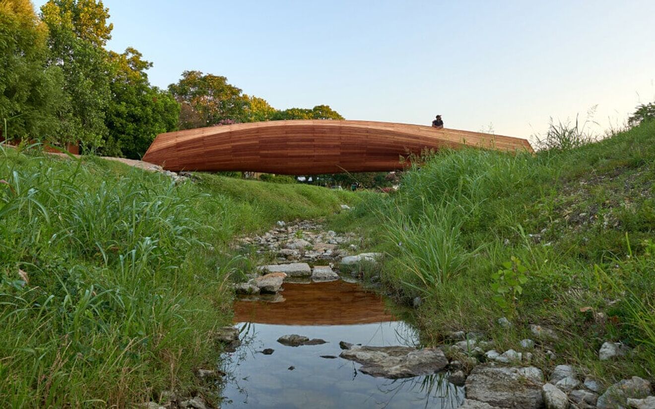 5 new iconic pedestrian bridges: the eye goes with you!