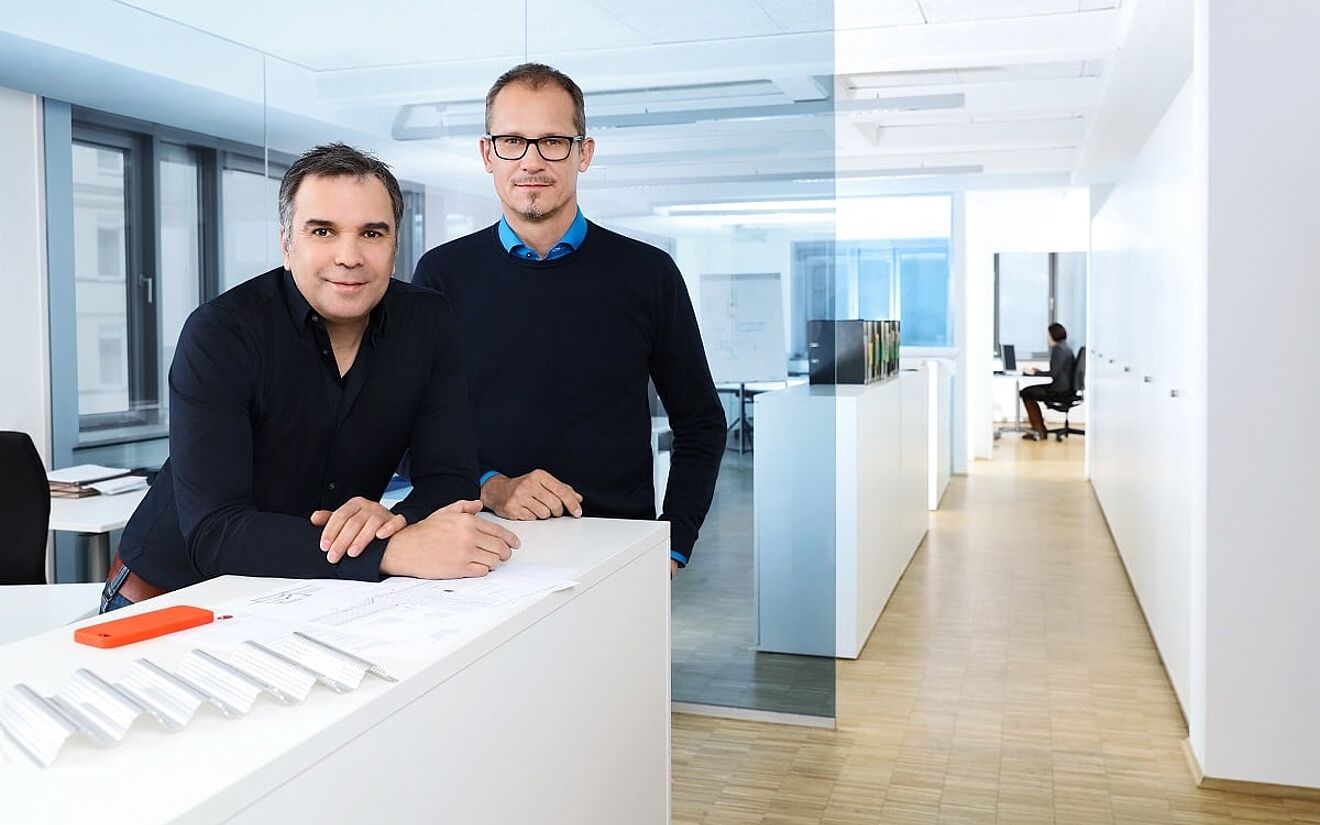 Daniel Mondino und Lars Kölln, Gründer und Inhaber des Architekturbüros CORE architecture