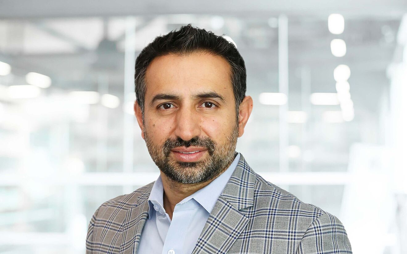 image.originalResource.title